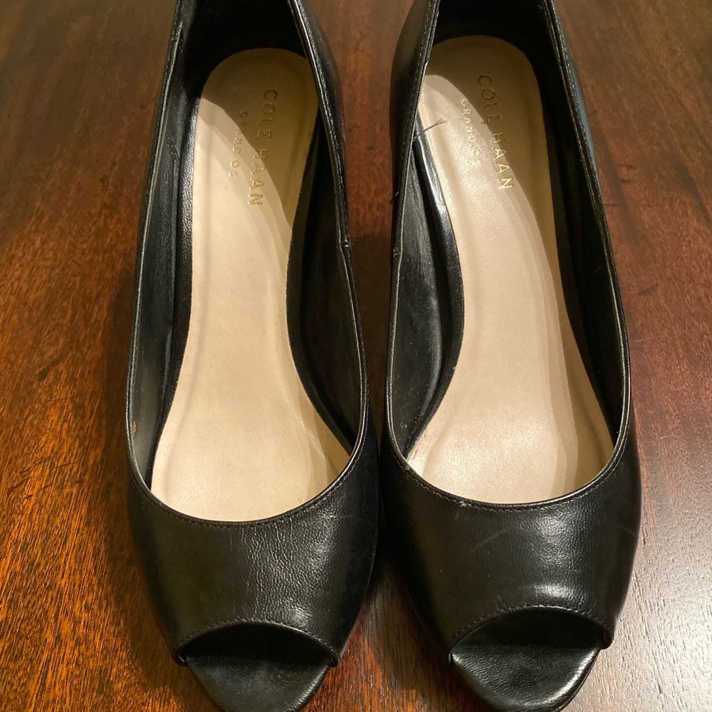 Cole Haan Black Peep-Toe pumps